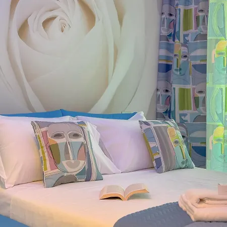 Seafront Luxury With Private Parking By Host Hero *