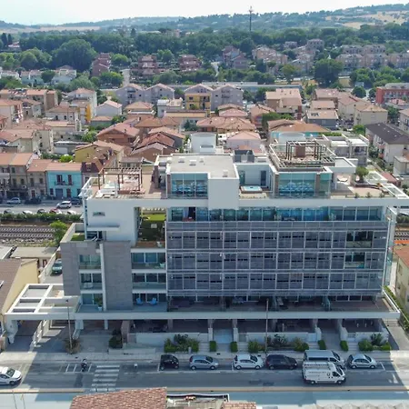 Apartment Seafront Luxury With Private Parking By Host Hero