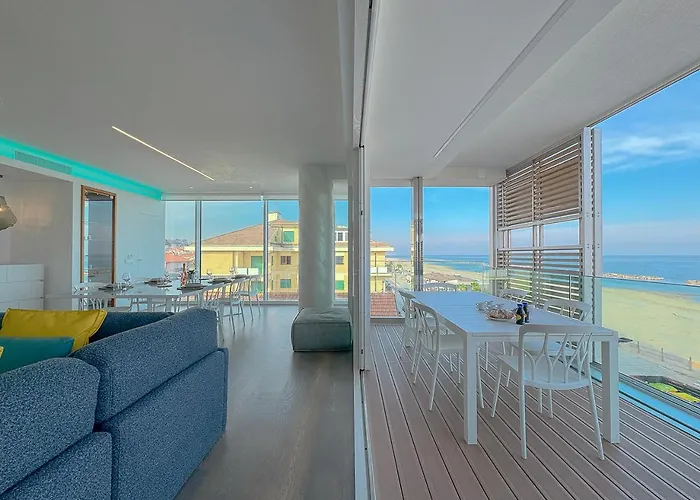 Seafront Luxury With Private Parking By Host Hero * 西维尔诺瓦·马尔凯