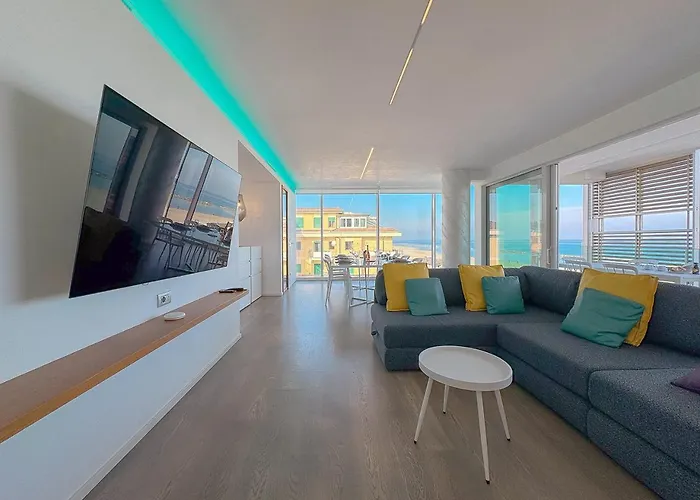 Seafront Luxury With Private Parking By Host Hero *