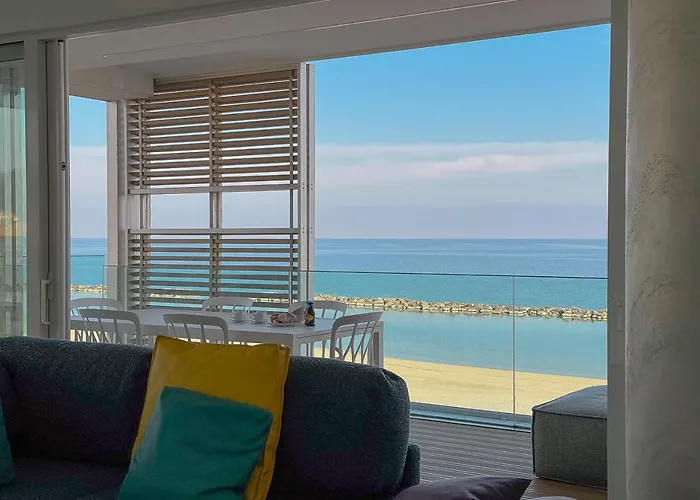 Apartment Seafront Luxury With Private Parking By Host Hero Civitanova Marche