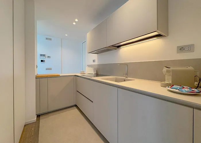 Apartment Seafront Luxury With Private Parking By Host Hero Civitanova Marche