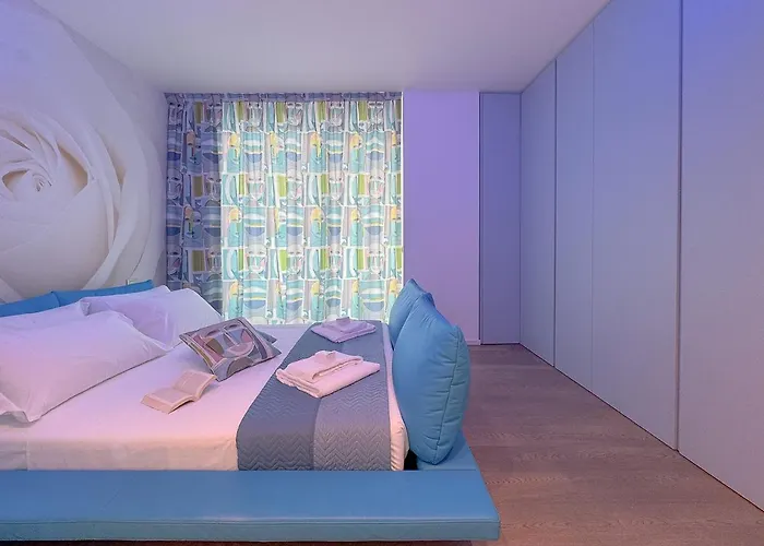 Seafront Luxury With Private Parking By Host Hero Apartment Civitanova Marche