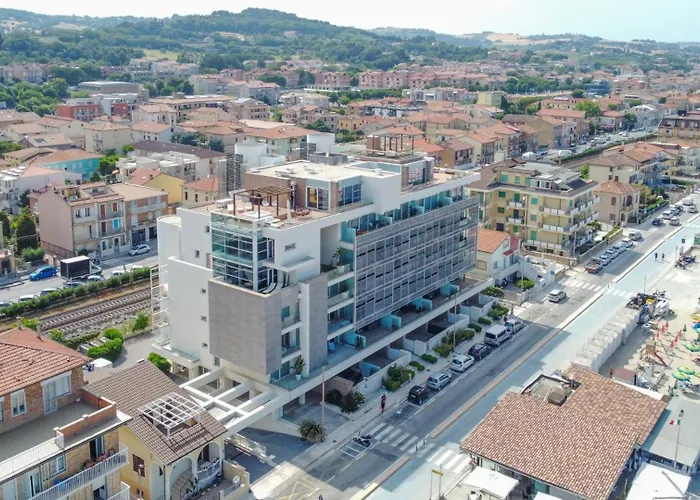 Apartment Seafront Luxury With Private Parking By Host Hero Civitanova Marche